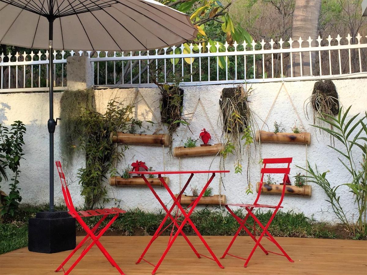 Studio Charmant Au Coeur De Boucan Canot 30 M² Avec Jardin Prive Saint-Paul Exterior foto